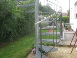 Spindeltreppe aussen-028